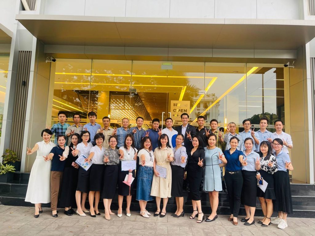 KHÓA HỌC "KỸ NĂNG GIẢI QUYẾT VẤN ĐỀ VÀ RA QUYẾT ĐỊNH" 37 photo 2023 09 15 11 51 48